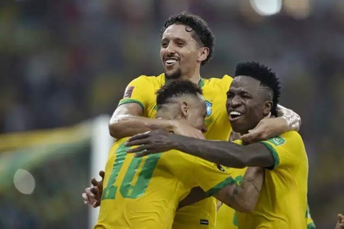 Seleção brasileira vence o Chile com goleada de 4 a 0 no Maracanã