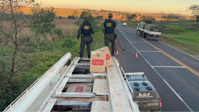 Carreta apreendida Mundo Novo