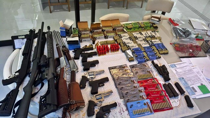 Armas e munições apreendidas