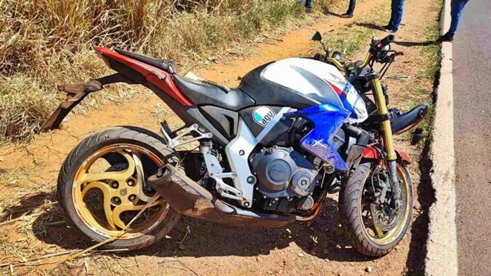Motocicleta acidente Rochedo