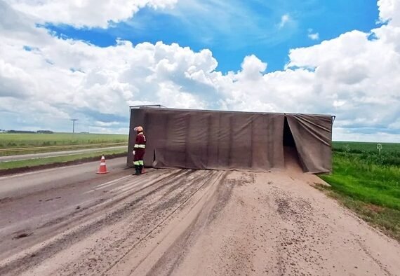 Semirreboque tombado SGO