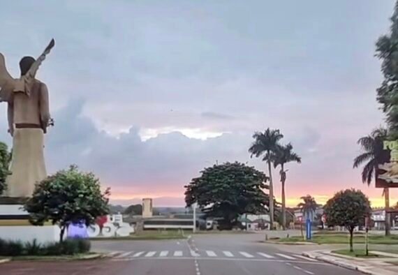Tempo SGO céu nublado