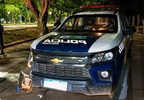 Viatura da PM batida