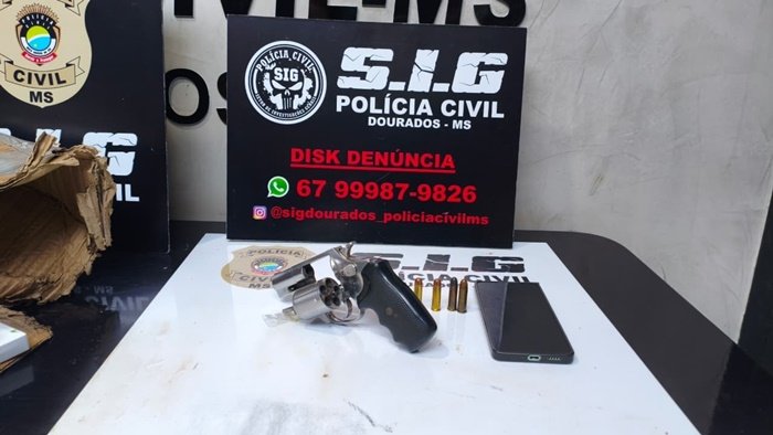 Pareensão de arma Dourados