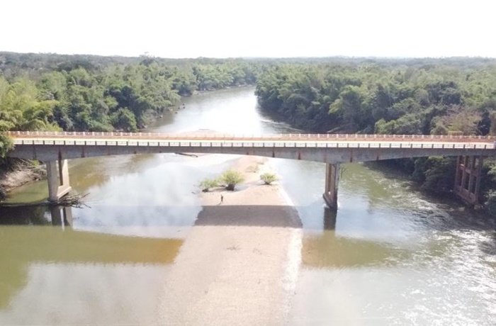 Ponte Rio Aquiaduana estrada 21