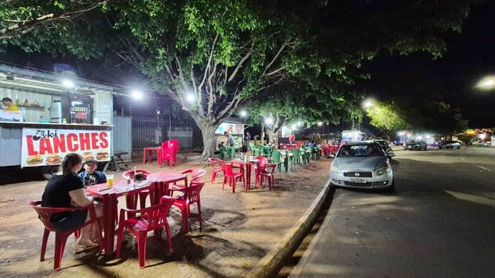 Lanches praça redendo